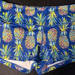Feed Me Fight Blue Multi Colored Pineapple CrossFit Shorts Size Medium